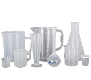 大鸡巴日美塑料量杯量筒采用全新塑胶原料制作，适用于实验、厨房、烘焙、酒店、学校等不同行业的测量需要，塑料材质不易破损，经济实惠。